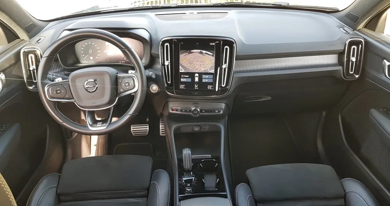 Volvo XC 40 cena 86800 przebieg: 191652, rok produkcji 2020 z Mrocza małe 596